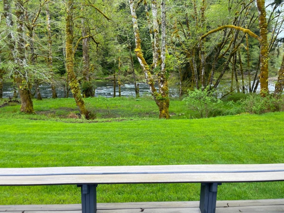 A Relaxing Getaway-A Backwoods Cabin Solduc River Beaver المظهر الخارجي الصورة