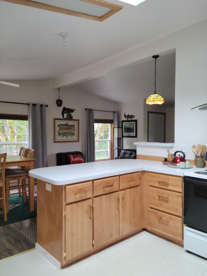 A Relaxing Getaway-A Backwoods Cabin Solduc River Beaver المظهر الخارجي الصورة